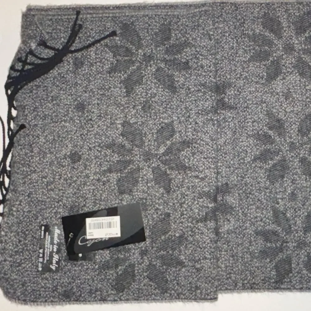 NWT Cejon Women's Gray Scarf Snowflake Pattern Heather Gray w/ fringe wrap scarf